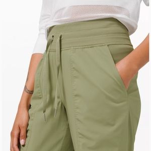 Lululemon On-the-Go Dance Joggers, 10